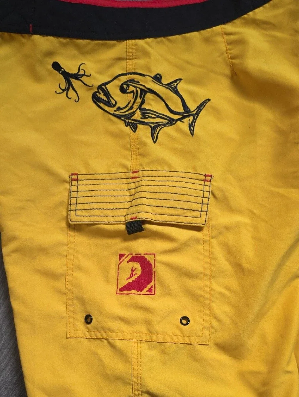 Maui Rippers Men’s Yellow Board Shorts 32